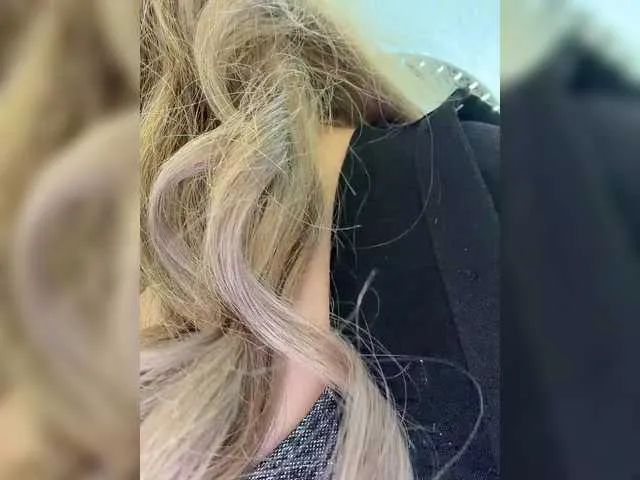 BongaCams Ellidi is Freechat Ellidi — I am turned on self-confident men with a sense of humor