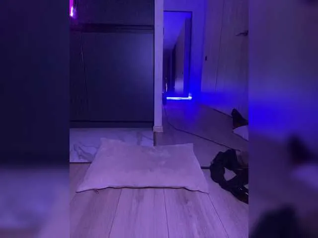 BongaCams NickiMaldini is Freechat NickiMaldini — , , )