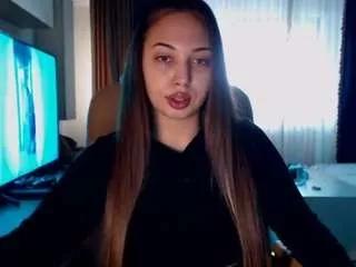 annecaroline from CamSoda is Freechat