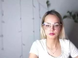 lexieblonde from CamSoda is Freechat