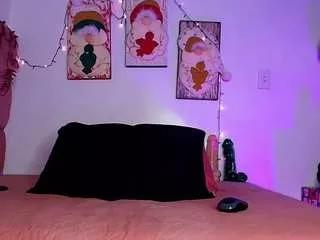 lor-queen from CamSoda is Freechat