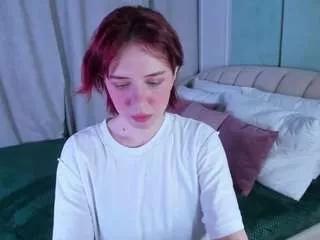 loveislola from CamSoda is Freechat