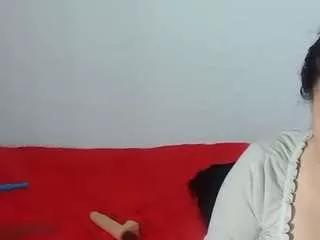 samy-jyj from CamSoda is Freechat