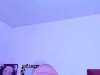 violet-smile from CamSoda is Freechat