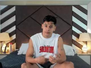 angelo_rogers from Flirt4Free is Freechat