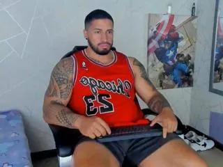 cristian_walker from Flirt4Free is Freechat