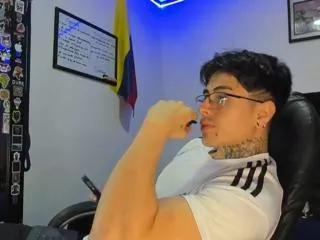 drake_thomsoon from Flirt4Free is Freechat