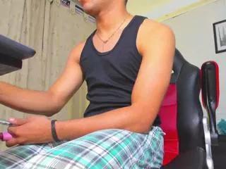 jacobo_leeh from Flirt4Free is Freechat