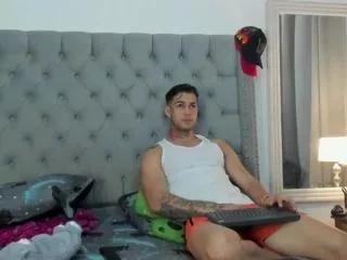 jhon_connor from Flirt4Free is Freechat