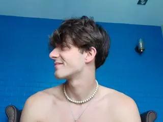 pierce_bailey from Flirt4Free is Freechat