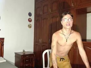 roman_cooper from Flirt4Free is Freechat