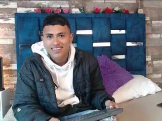 sofii_monroe_axel_buitrago from Flirt4Free is Freechat