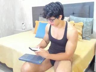 victor_clark from Flirt4Free is Freechat