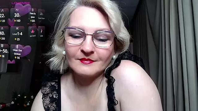 BlondeBrilliant7 from StripChat is Private