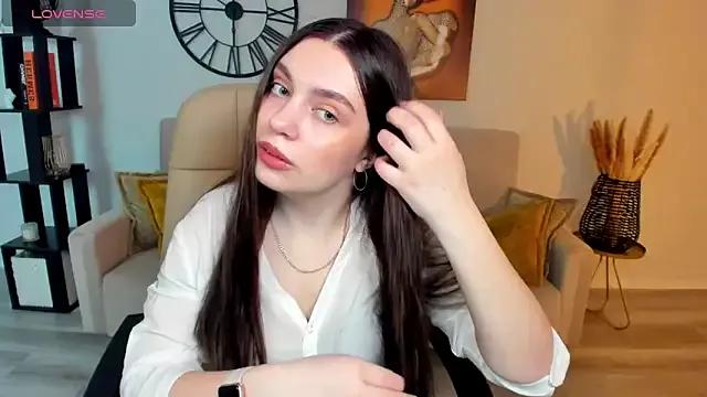 DaniellaLovely from StripChat is Freechat