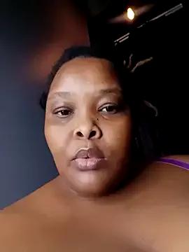 fatafricanqueen from StripChat is Freechat