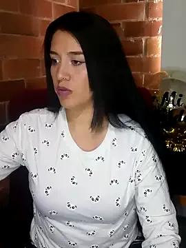 Gabriela_squirt02 from StripChat is Freechat