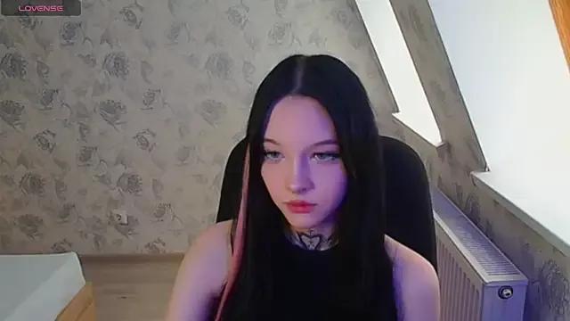 mefwhore from StripChat is Freechat