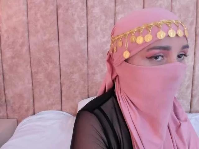 Freechat -Alisha on BongaCams