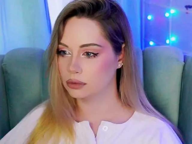 0------0 on BongaCams 