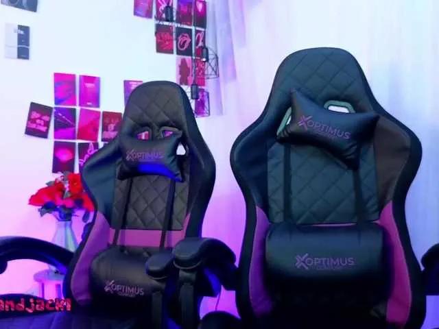 alana-and-jackk on BongaCams 