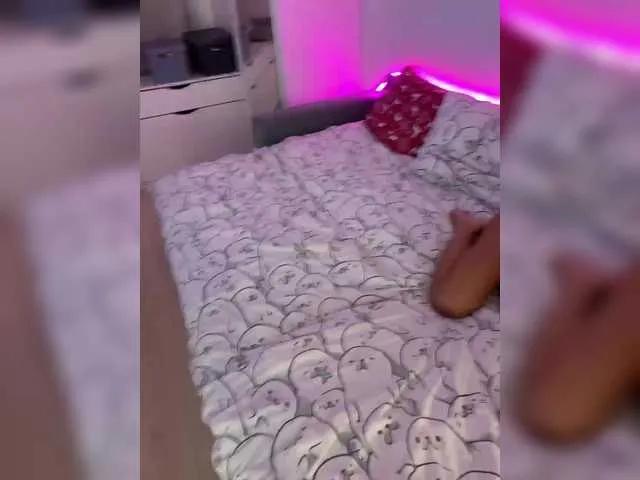 Offline AlexMir69 on BongaCams