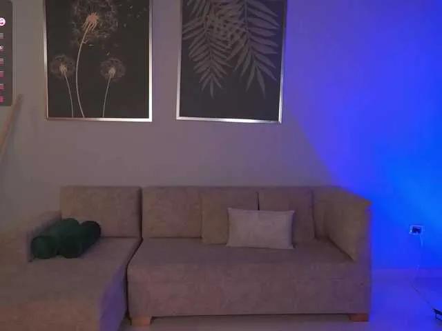 AliceHarper1 on BongaCams