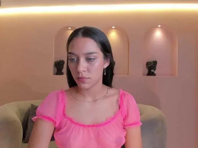 AmaliaCruss on BongaCams 