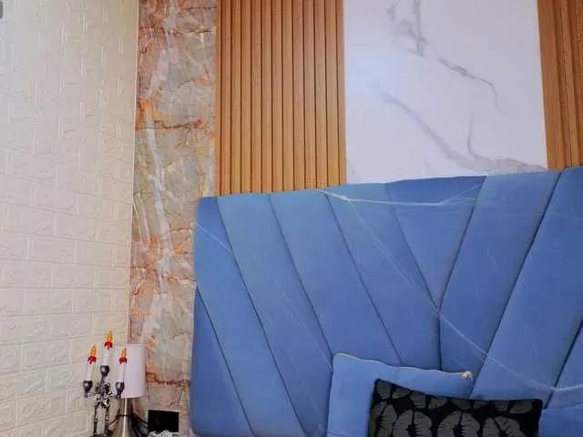 Freechat angel-red on BongaCams