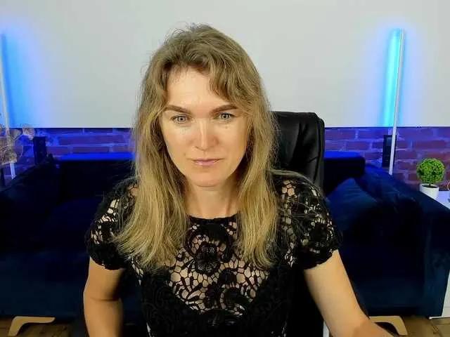 Annabel-xxx on BongaCams