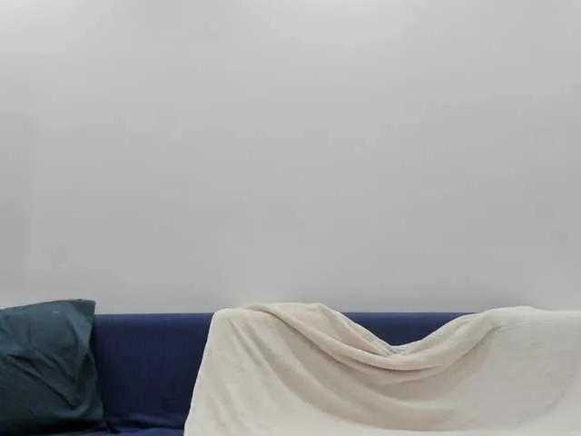 Offline bubble-gum122 on BongaCams