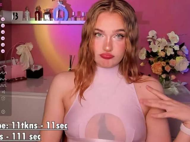 Freechat CarolineLovers on BongaCams