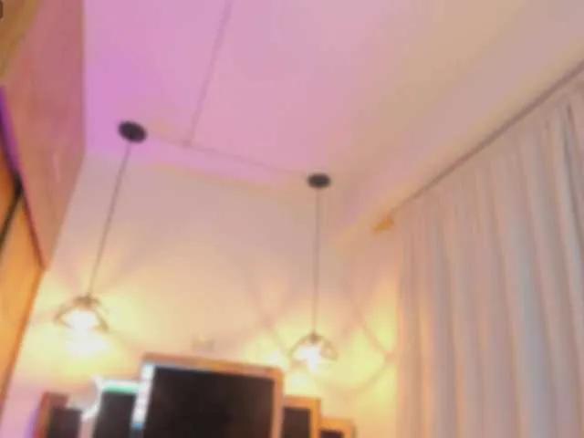 Offline Cassiestevens on BongaCams