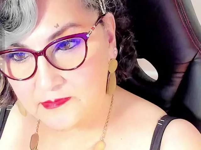 Offline cataleya-mom on BongaCams