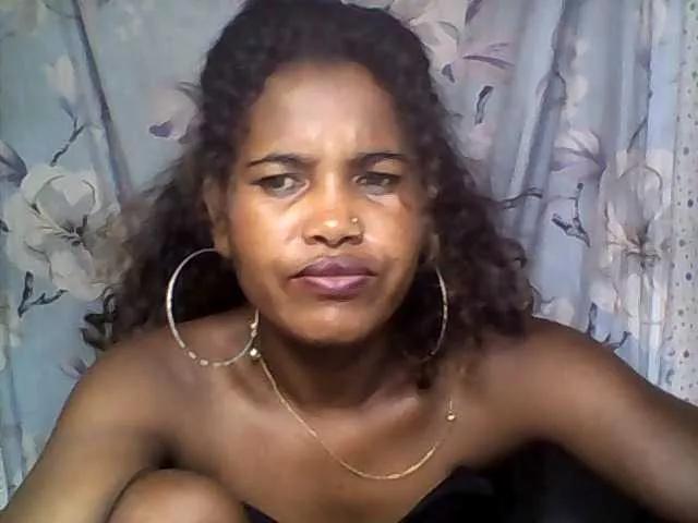 Offline chaimah on BongaCams