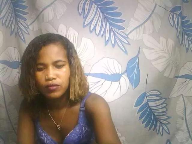 Offline chaimah on BongaCams