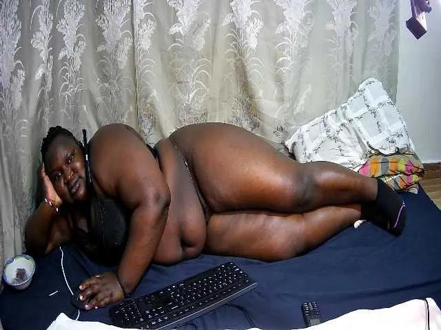 Offline chubby-pritty on BongaCams