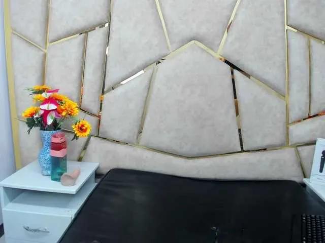 Offline Cloe-candy on BongaCams