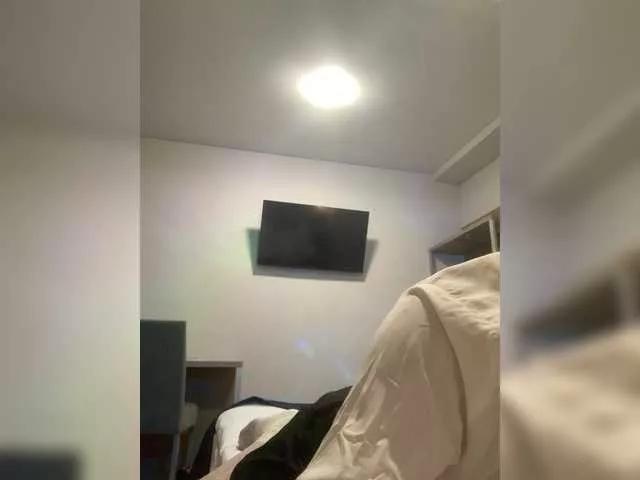 Devochka1010 on BongaCams