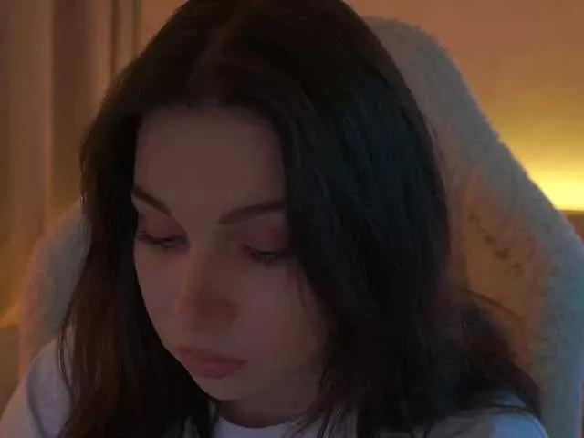 Offline DrammaQueennnn on BongaCams