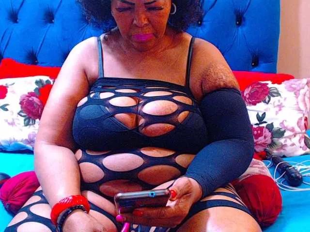 Offline Ebonycandy10 on BongaCams