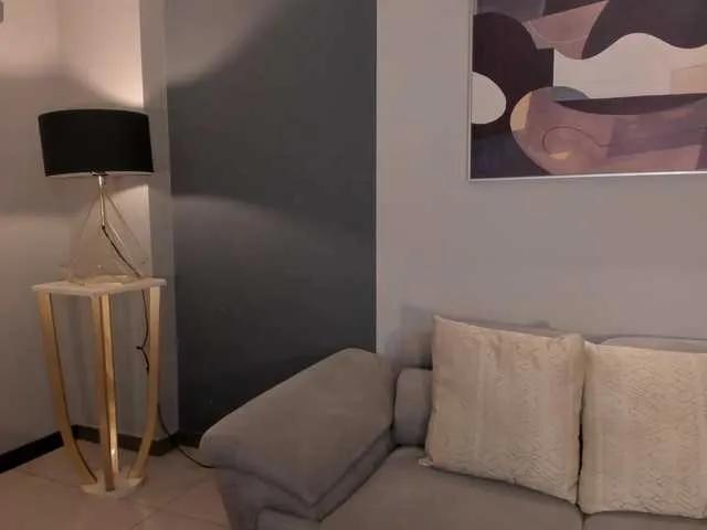 Freechat EllaClark on BongaCams