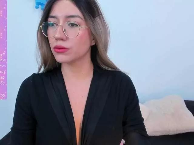 Freechat EllaDavs on BongaCams