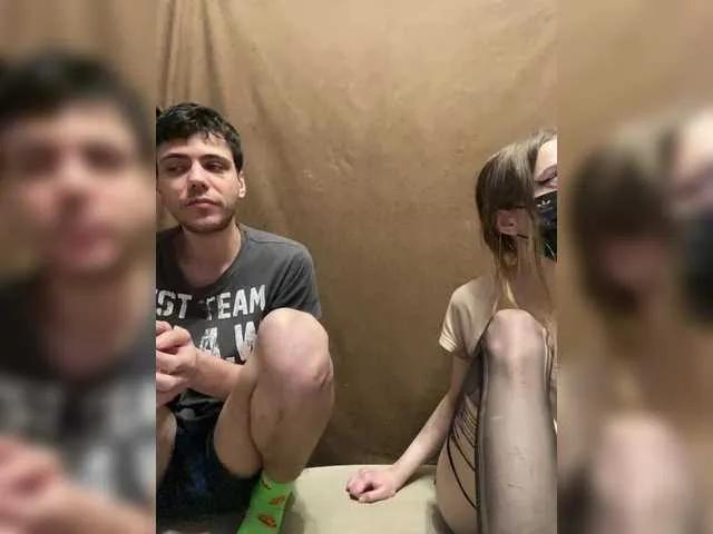 Freechat Emmalove13 on BongaCams