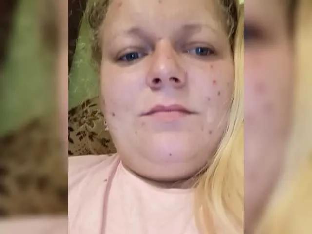 Offline EmmaXlove on BongaCams