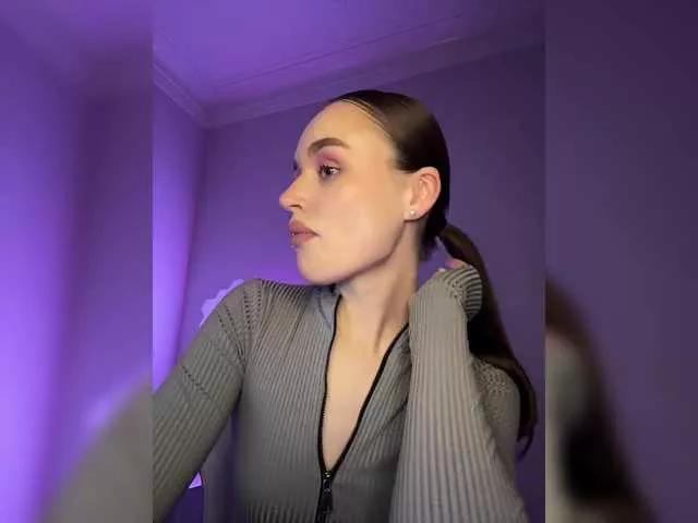 Freechat Enchantix on BongaCams