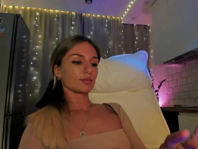 Freechat EnlivenLuv on BongaCams