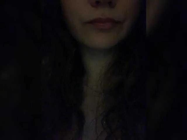 Offline FeeBee on BongaCams