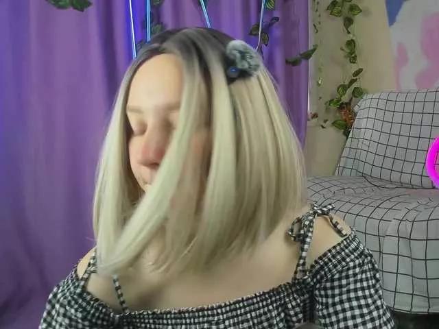 Offline FlexxyLexy on BongaCams