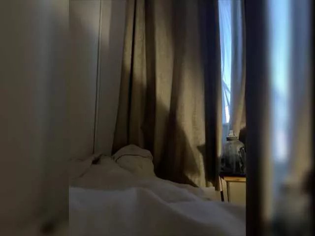 Offline GillKelly on BongaCams